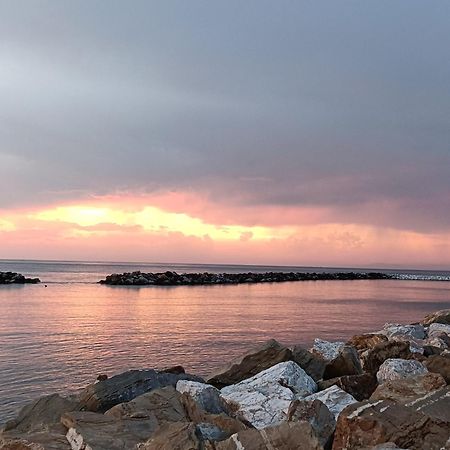 Casa Vacanze Marina Di Pisa Catola Екстер'єр фото